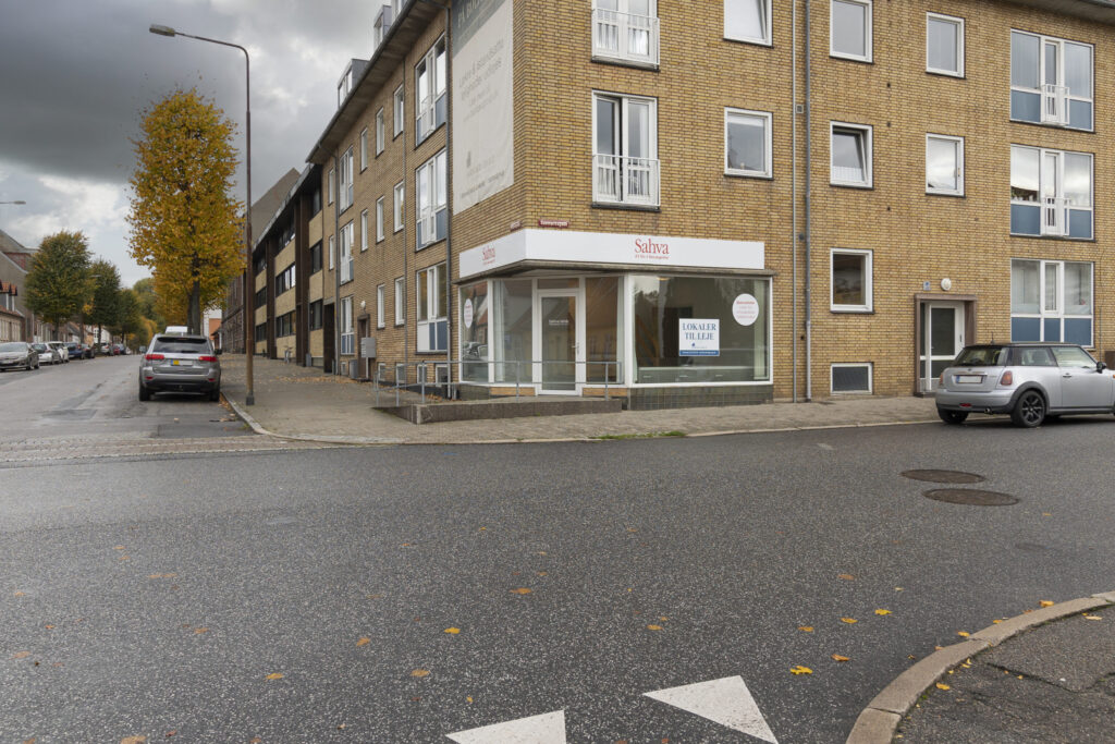 Butik, klinik eller liberalt erhverv til leje – ikke udbudt i 26 år.