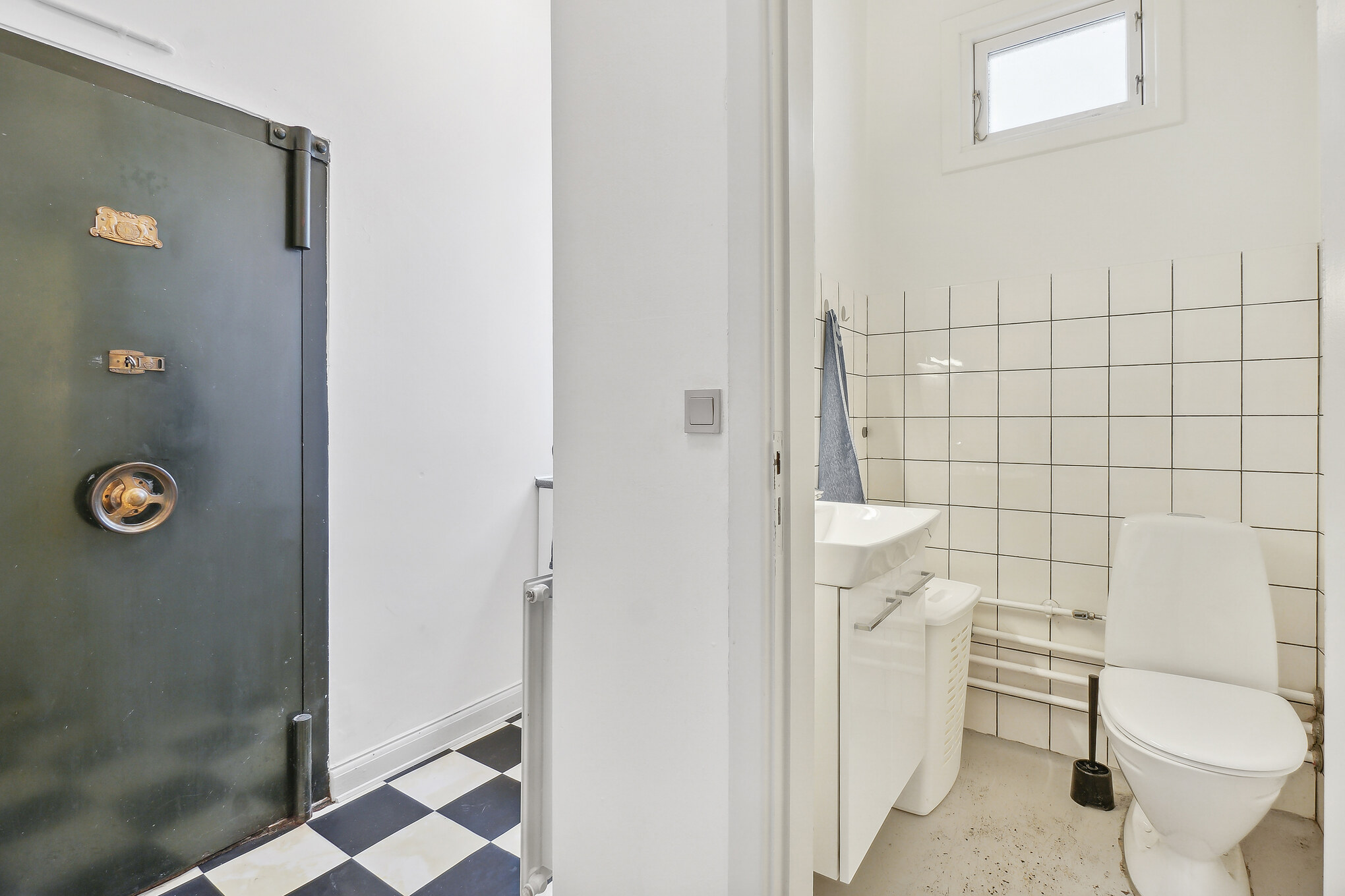 150 m² smukke lokaler beliggende på Torvet i Nyborg udlejes.