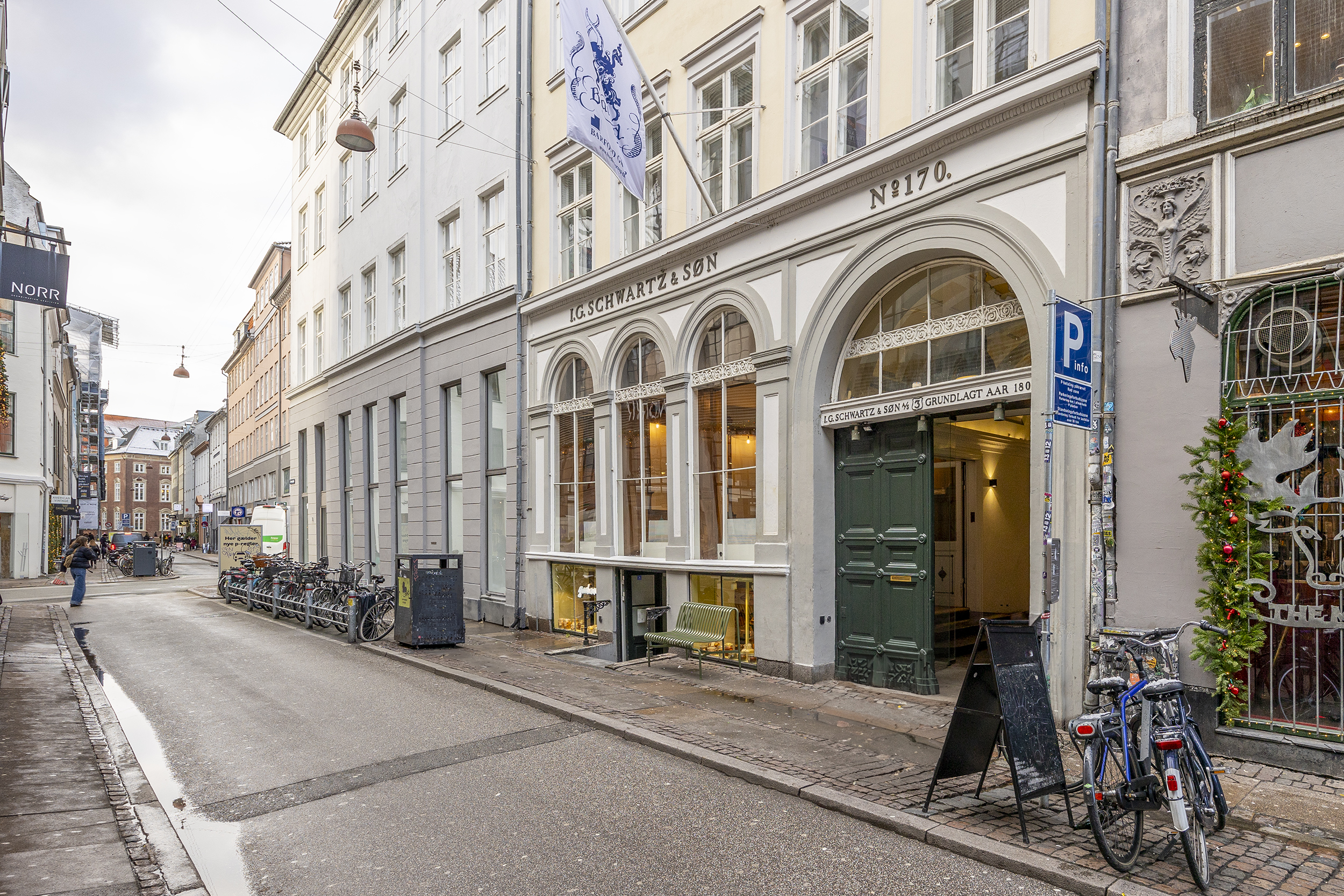 120 kvm. butik, cafe, frisør etc. til leje København - Også kontor til leje på 1. sal
