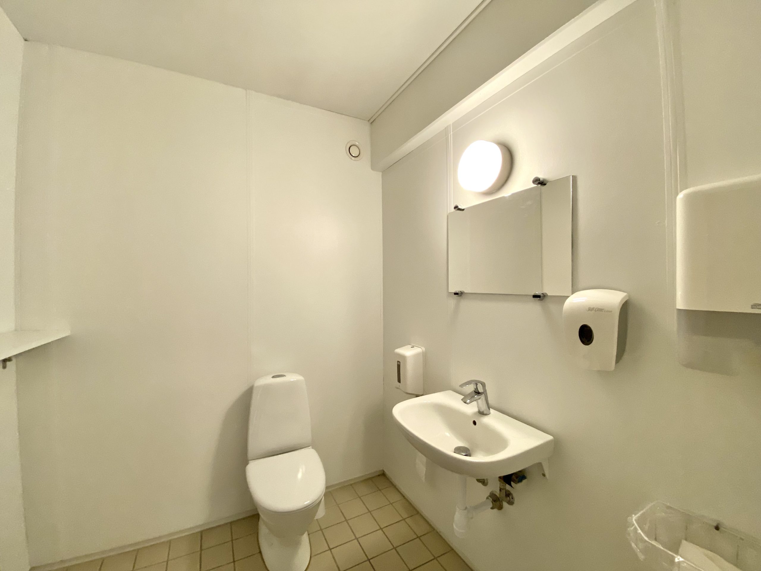 125 m² flotte istandsatte kontorlokaler til leje i Middelfart Midtpunkt