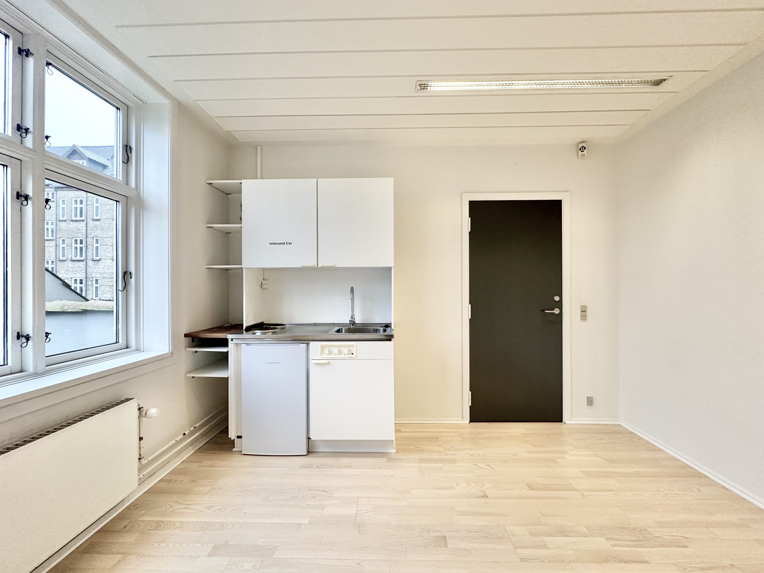 103 m² smukke kontorlokaler beliggende i gågaden i Fredericia Centrum udlejes