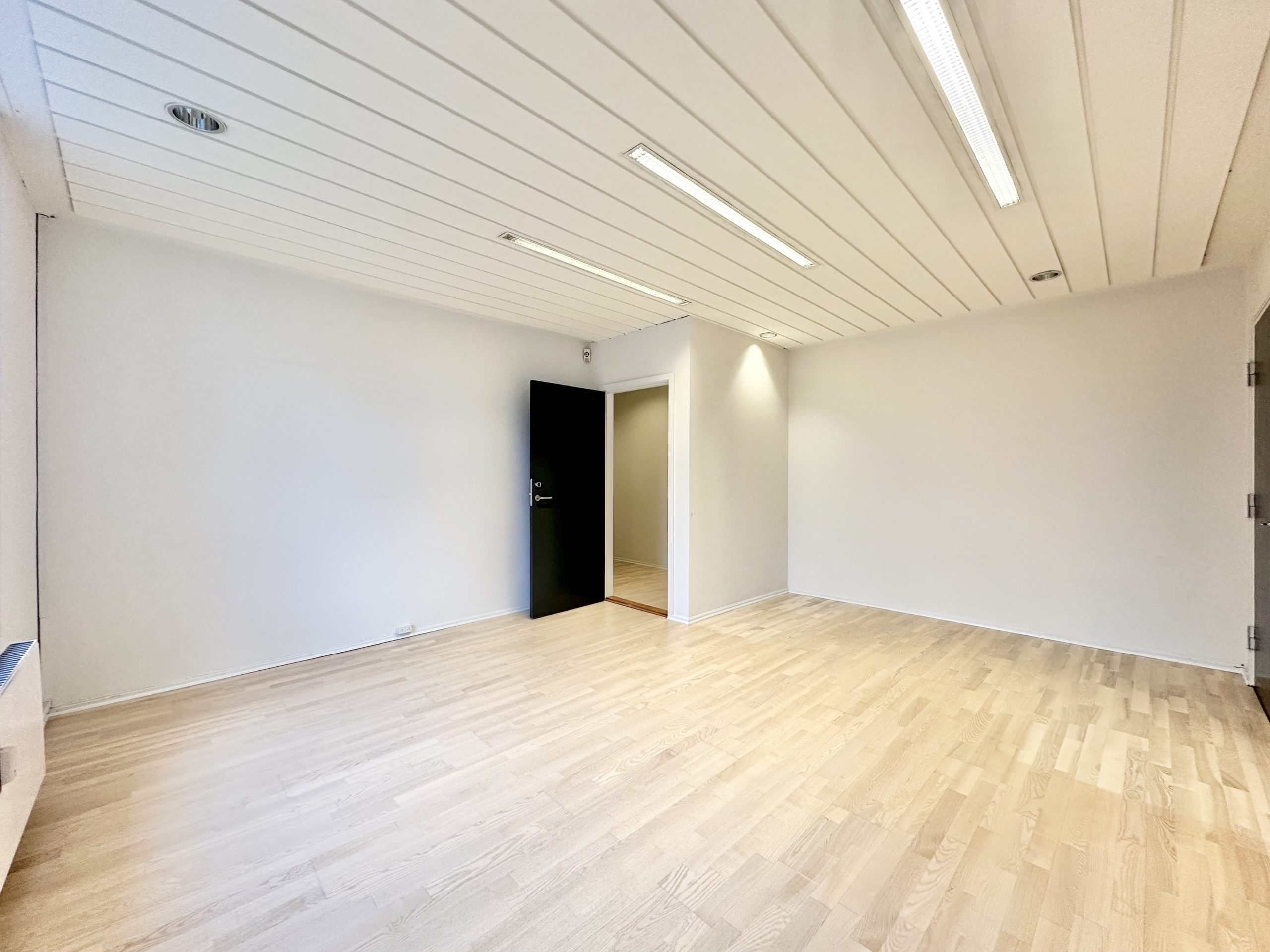 103 m² smukke kontorlokaler beliggende i gågaden i Fredericia Centrum udlejes