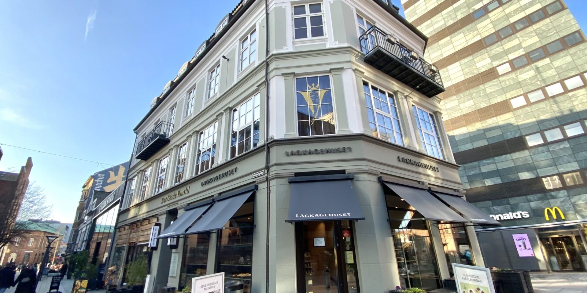 Erhvervslejemål på Vestergade 1-2 med Lagkagehuset i stueetagen